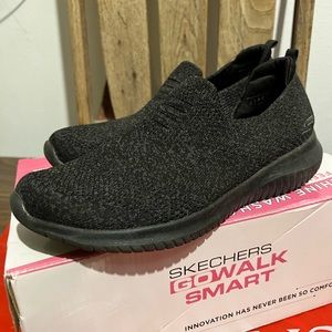 Sketchers size 8